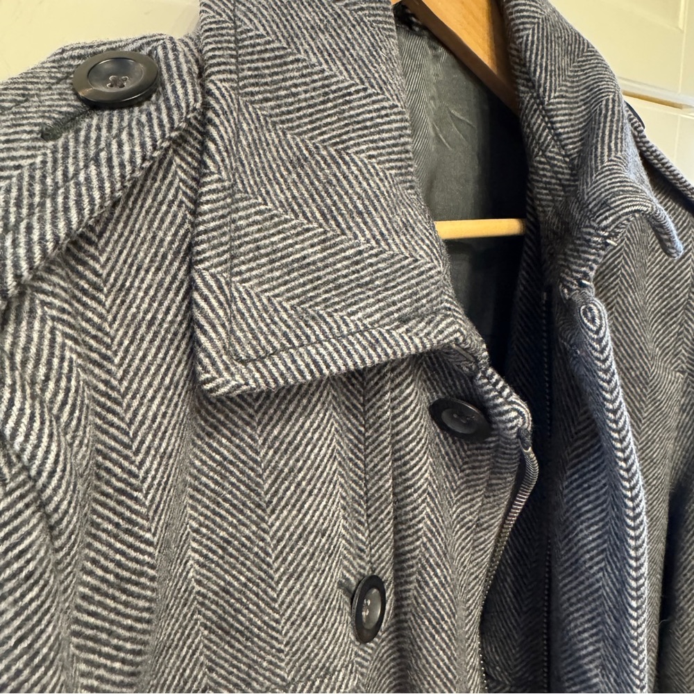 Vintage Club Monaco Herringbone Wool Trench Coat - Picture 6 of 9